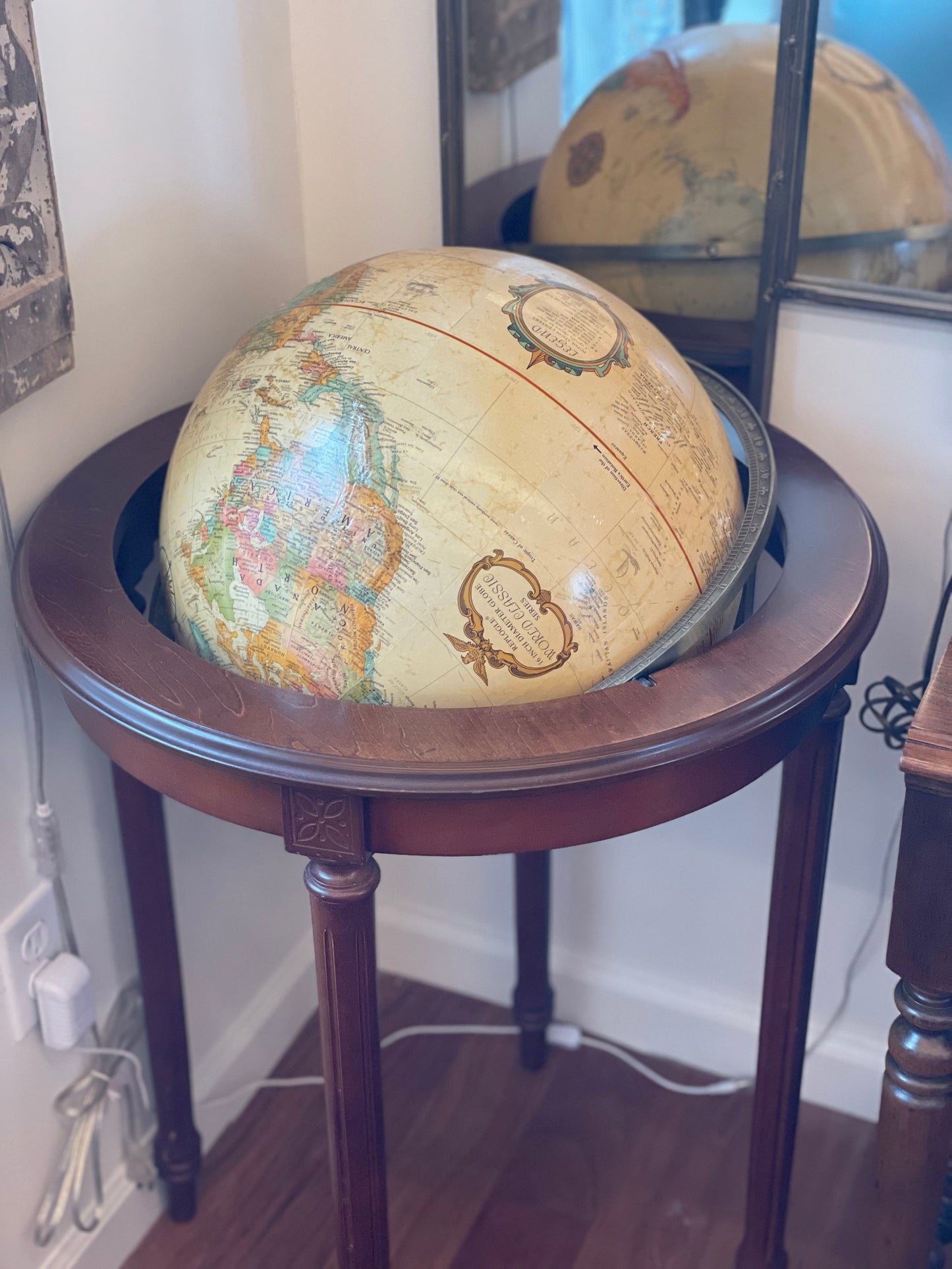 Standing Globe