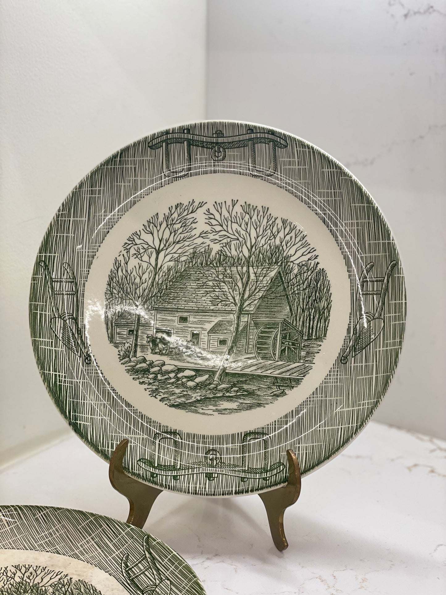 Currier & Ives Plates Set of 2