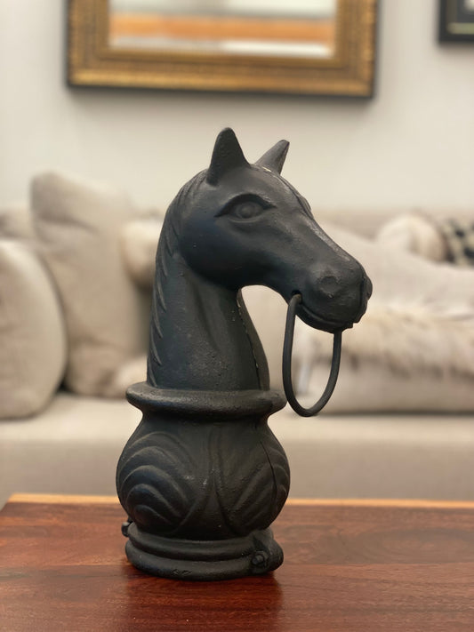 Horse Head Hitching Post Tie