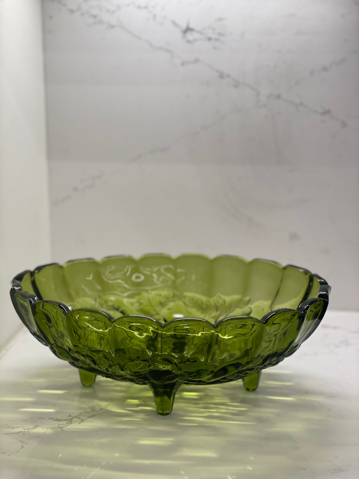 VTG. Green Glass Fruit Bowl