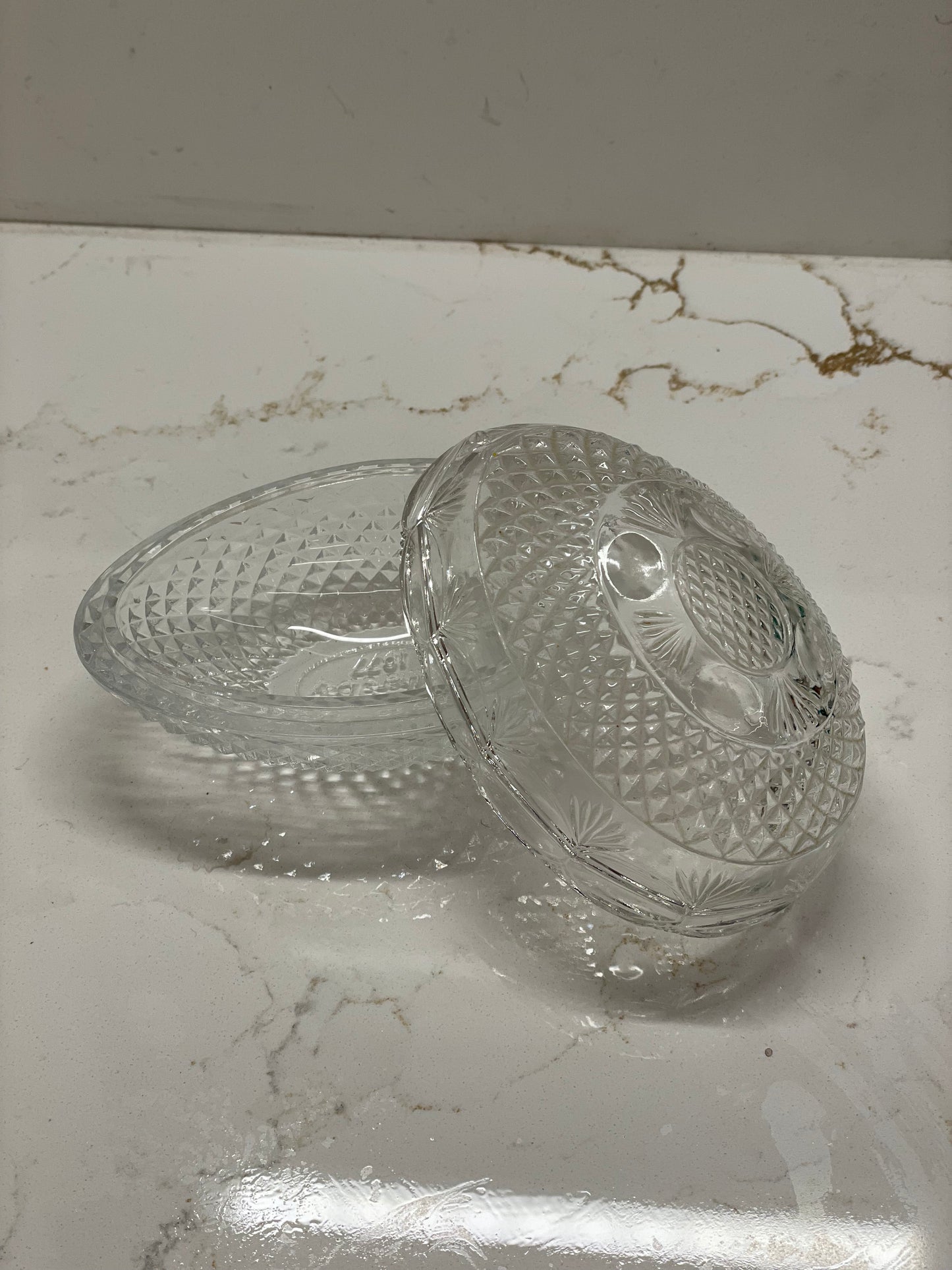 Avon Egg Soap Dish