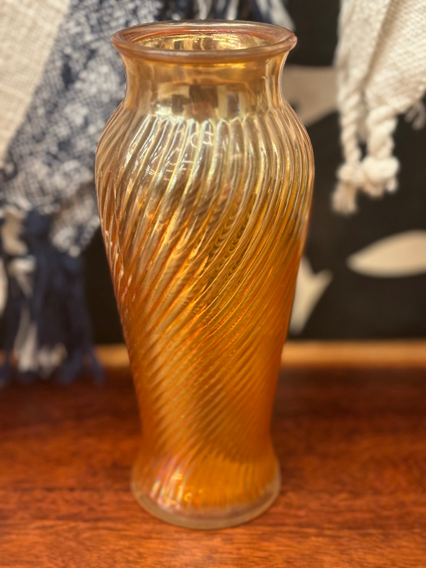 VTG. Iridescent Carnival Swirl Vase