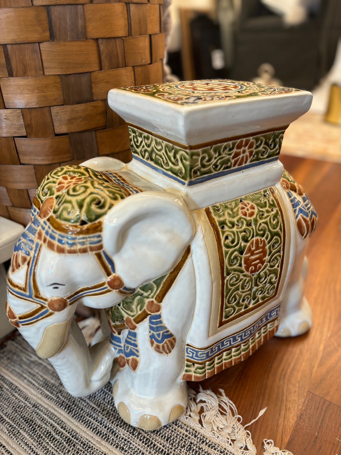 Ceramic Elephant Plant Stand