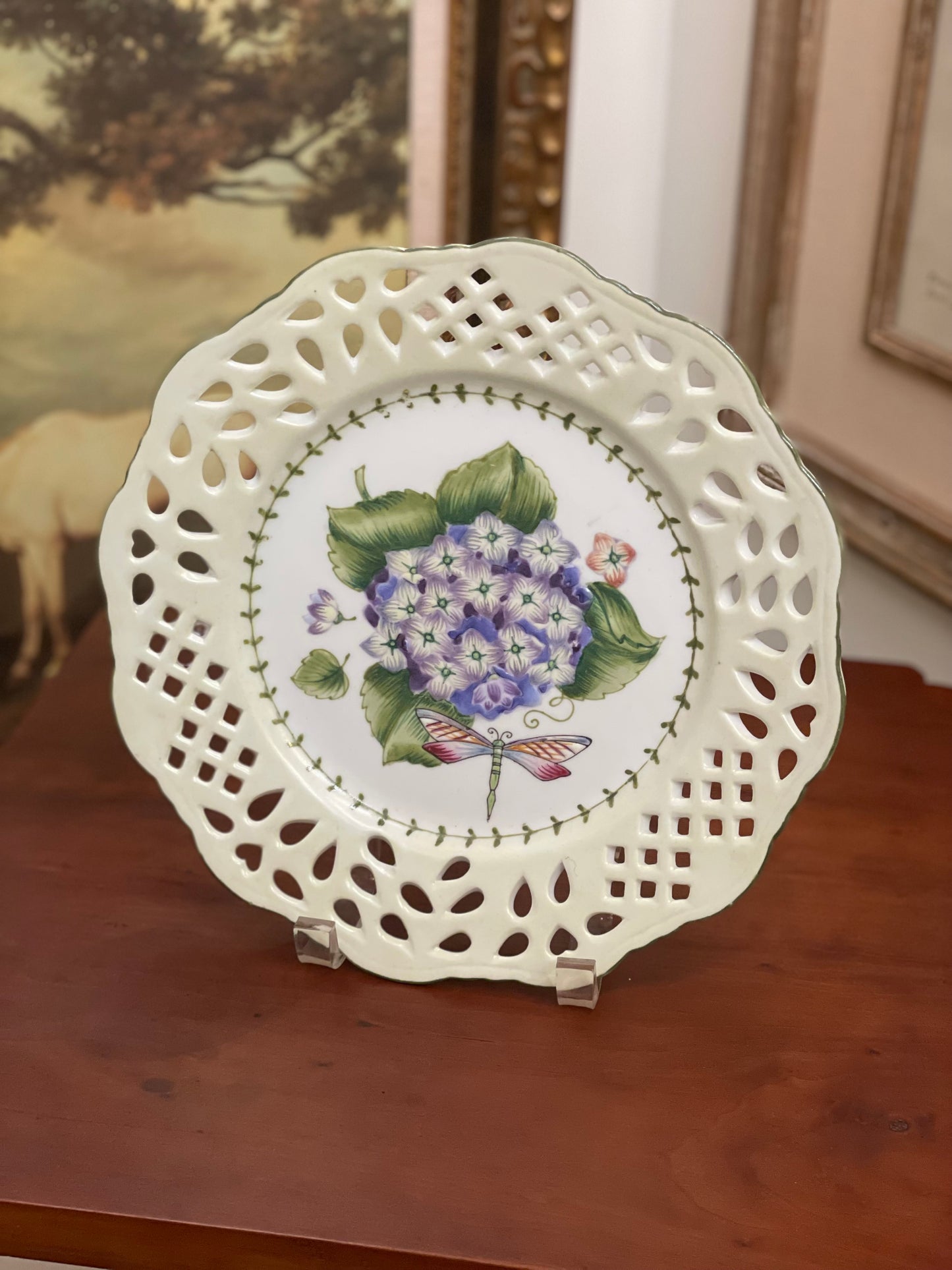 Vtg. Collectable Flower Plates (3)