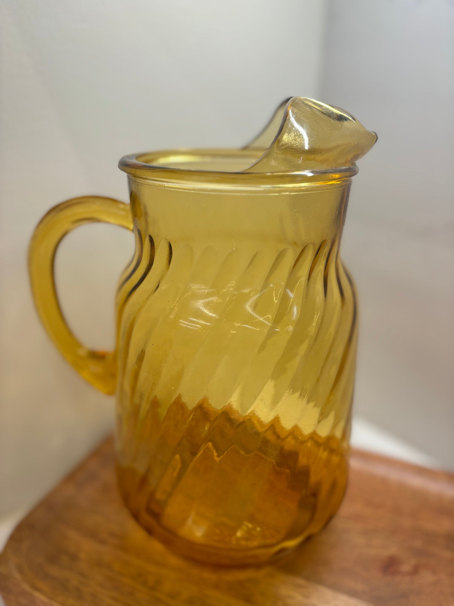 Vtg Amber Yellow Pitcher