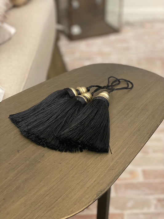 Key Tassel with Loop (Black)