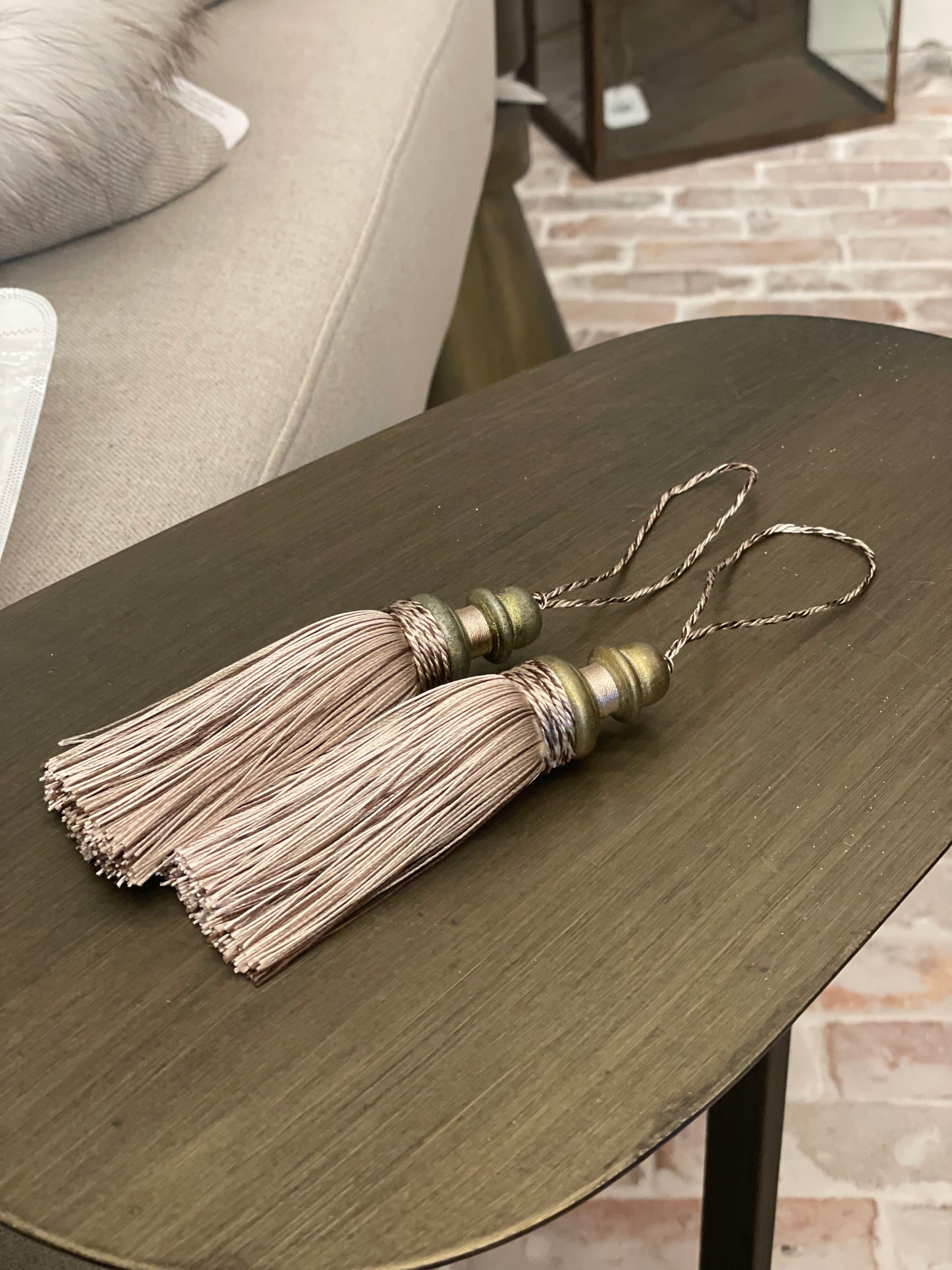 Key Tassel with Loop (Beige)