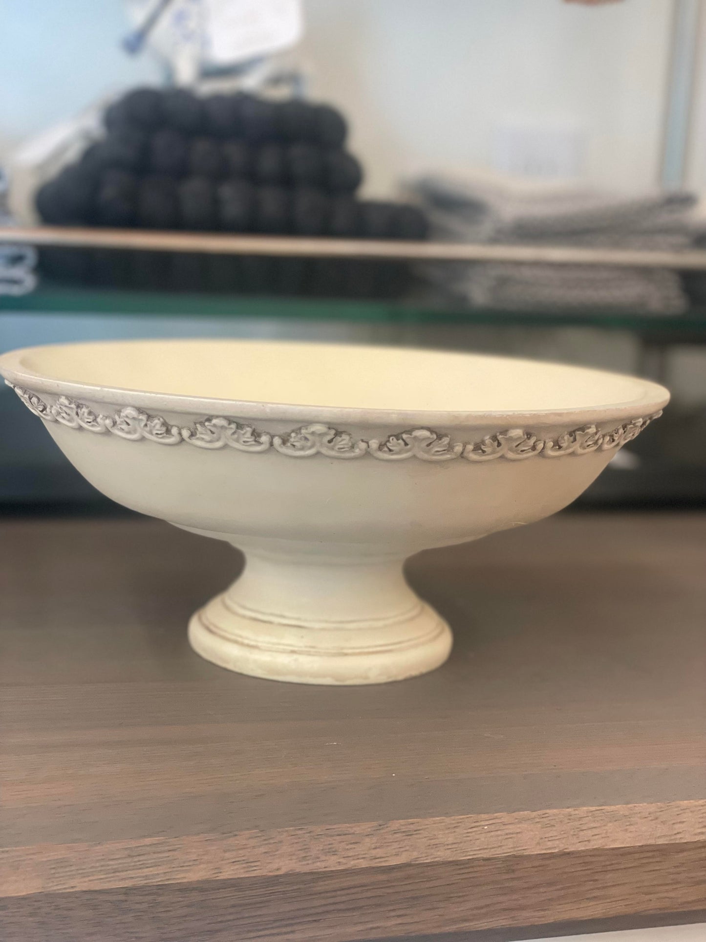 Cream Plaster Compote