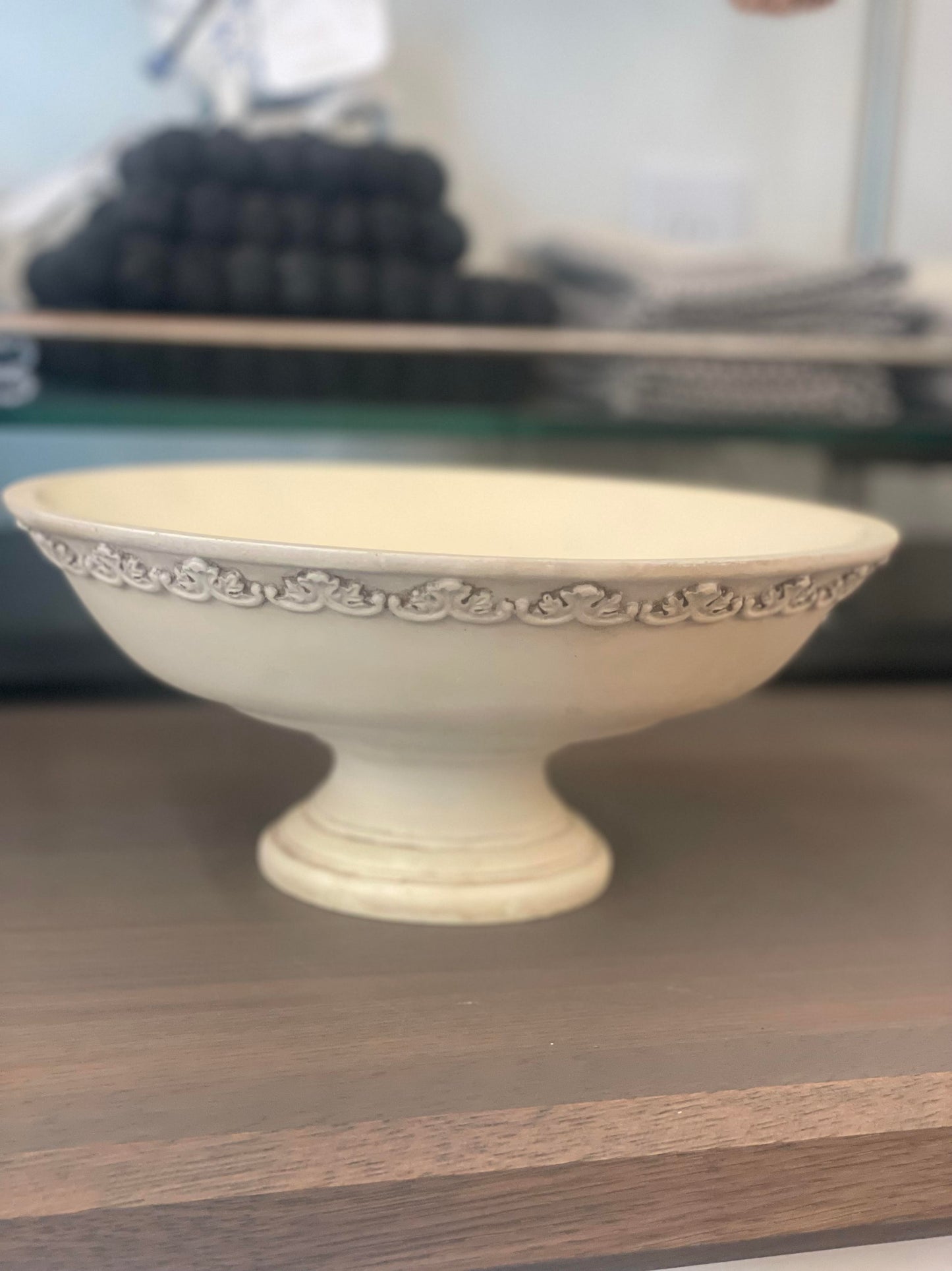 Cream Plaster Compote