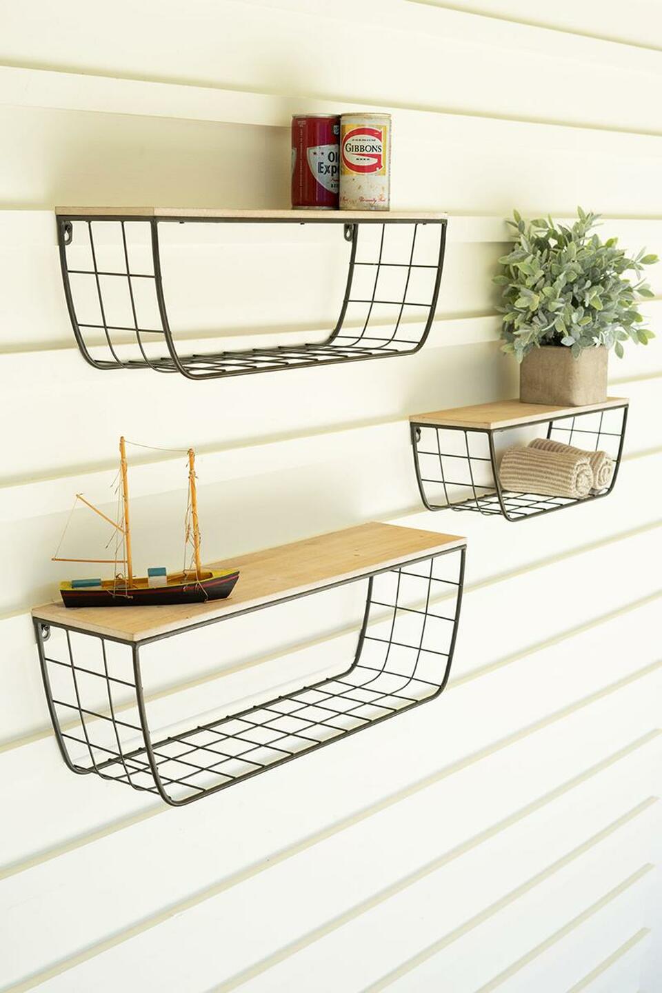 Set of 3 Wood Shelves with Wire Basket